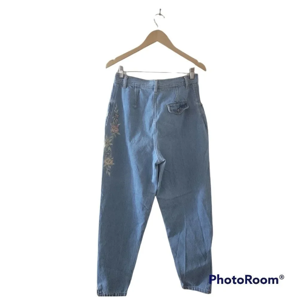 Vintage 90s Together Light Wash Embroidered Mom Jeans. Size 12 - Picture 2 of 6